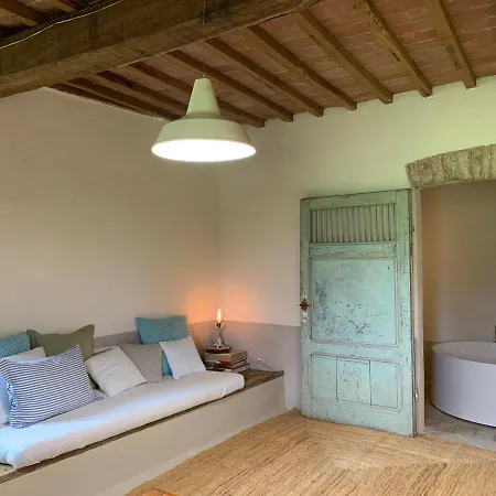 Farm stay Capannacce Organic And Horse Farm *