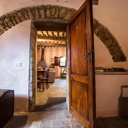 Capannacce Organic And Horse Farm *